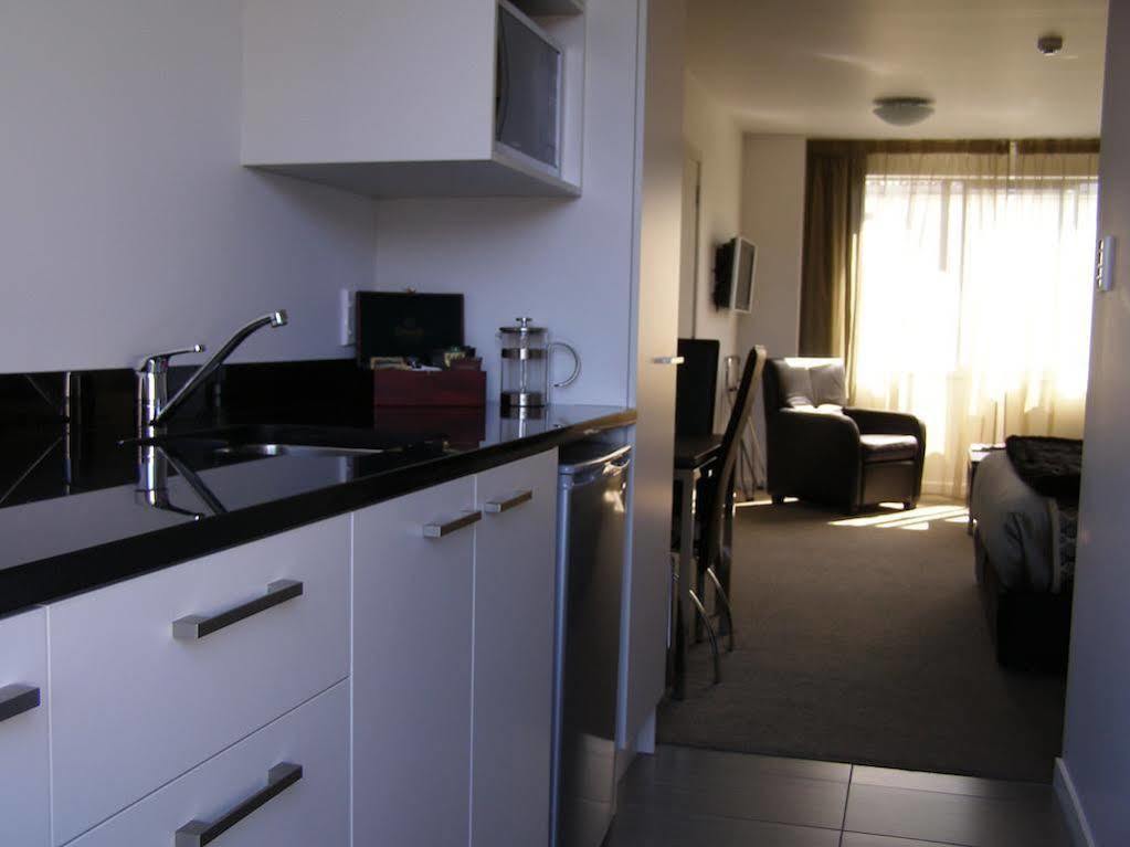 Bellano Motel Suites Christchurch Kültér fotó A studio apartment in New Zealand